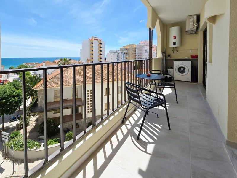 Apartment Praia Rocha Sea View Summer 2 - image 7