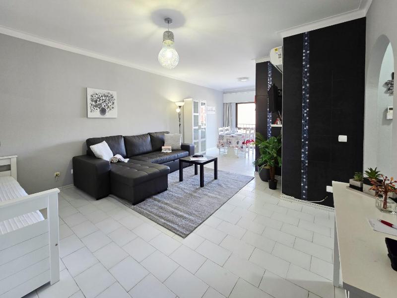 Apartment Praia Rocha Cinza - image 11