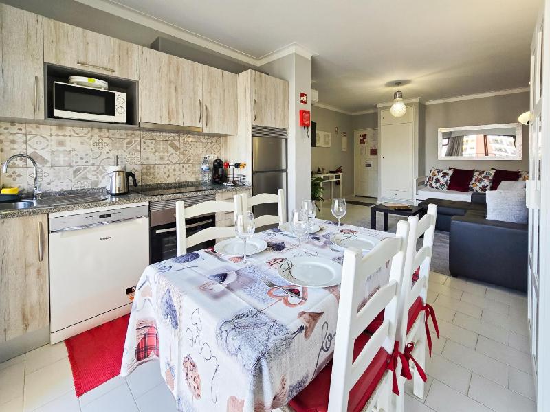 Apartment Praia Rocha Cinza - image 32