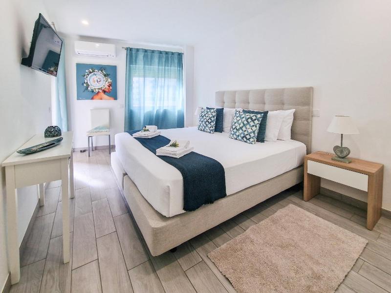 Apartment Praia Rocha Tropical - image 18