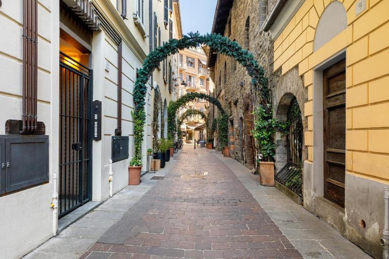 7 Archi rooms in Como - image 40