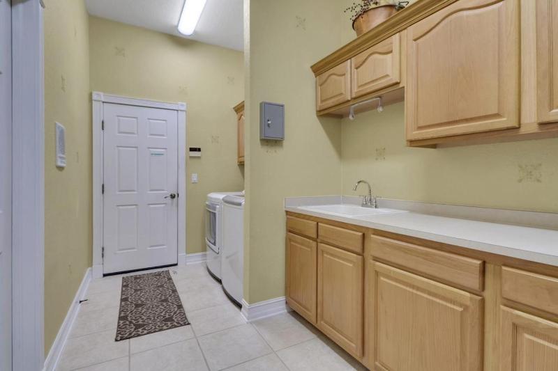 Bent Residence 1002 - image 18