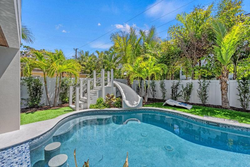 Lido Palms - 148 - image 2