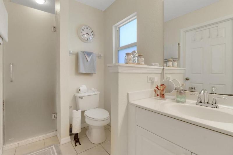 Sunny Oasis Retreat 1501 - image 7