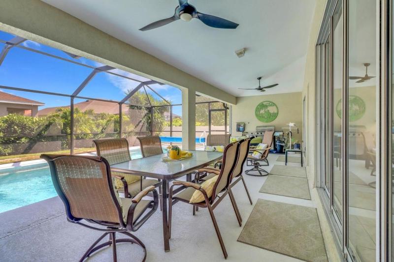 Sunny Oasis Retreat 1501 - image 2