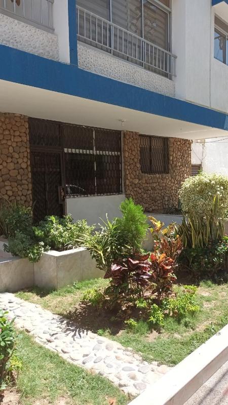 Cheap Apartment with terrace in Rodadero - image 6