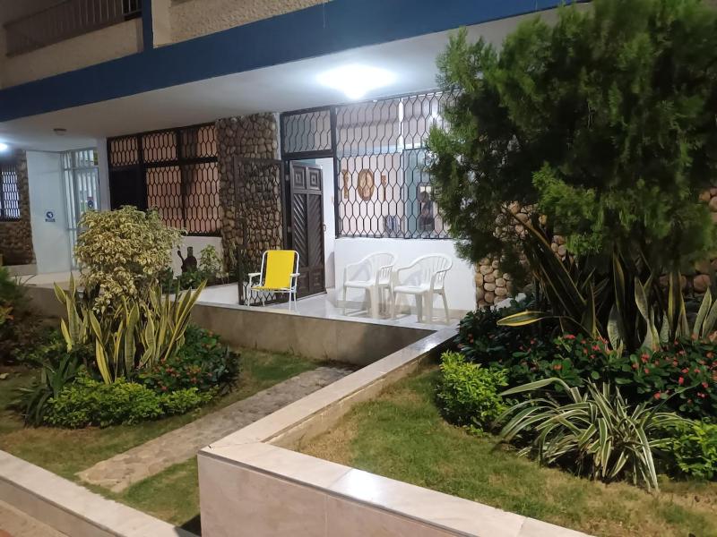 Cheap Apartment with terrace in Rodadero - image 7