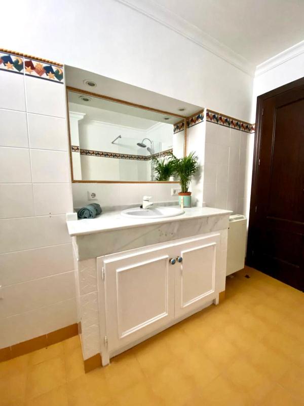 Galteo Alameda - image 27