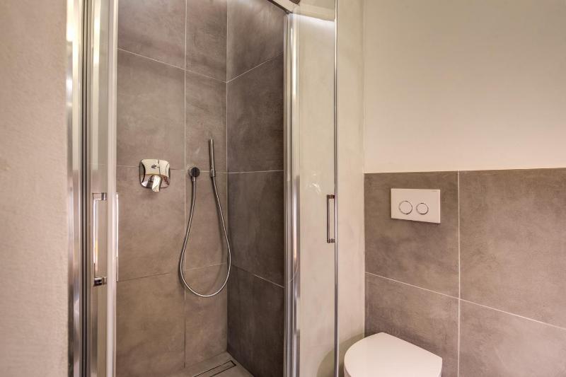 Budget Double Room image 3