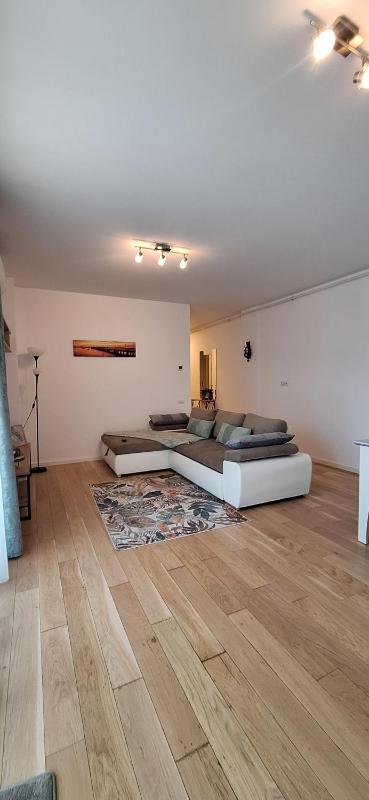 JL Homes - image 12