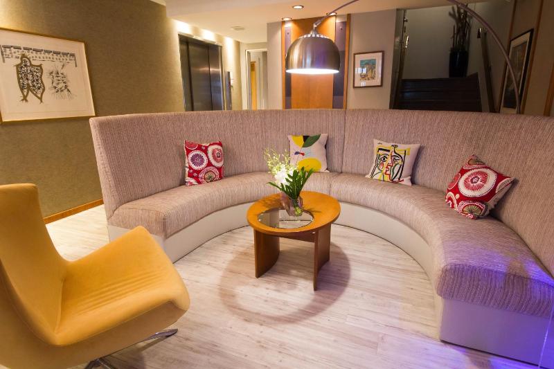 Hotel Champlain - image 7
