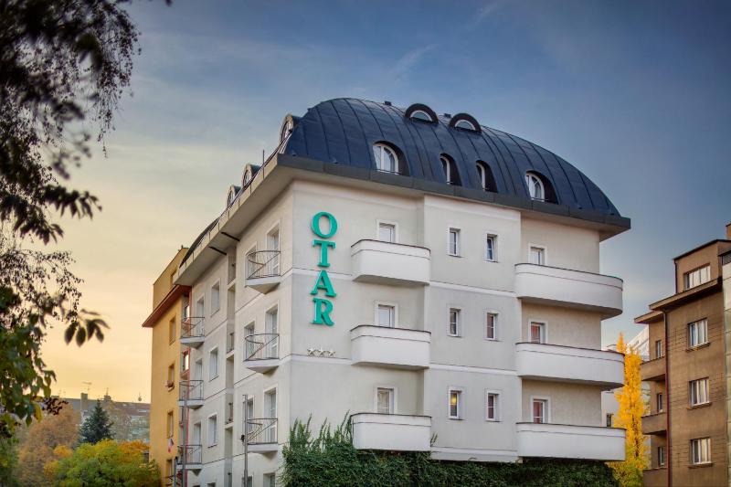 Hotel Otar - image 1