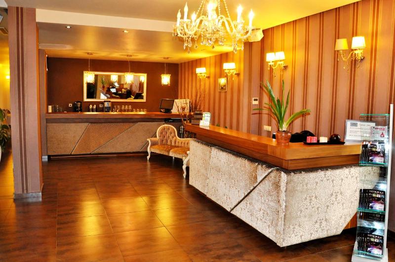 Hotel Rainer - image 1
