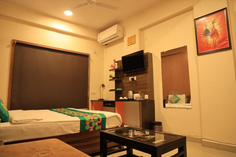 Alankar Hoshangabad Road - image 23