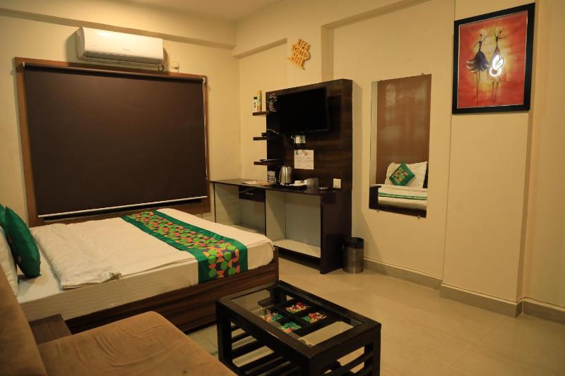 Alankar Hoshangabad Road - image 24