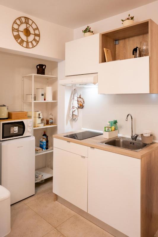 Piave suite | Modern studio con balcone in corte storica - image 4