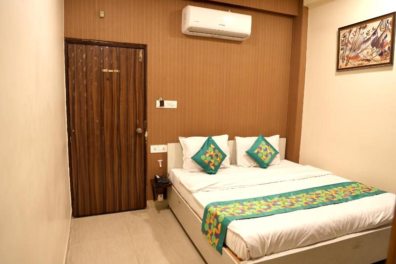Alankar Hoshangabad Road - image 26