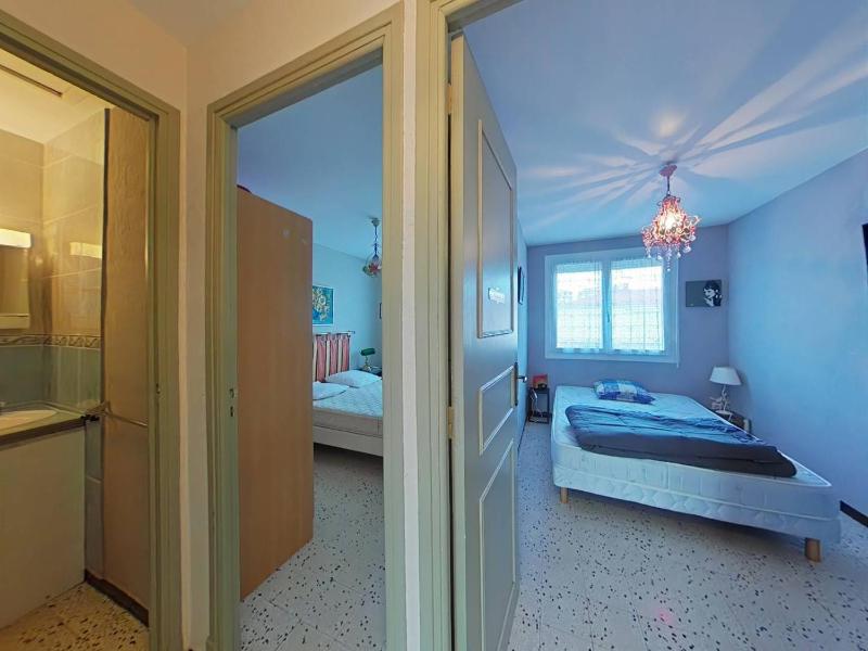 Appartement T3 avec balcon à 50m de la plage - image 7