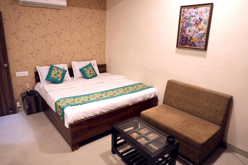 Alankar Hoshangabad Road - image 34