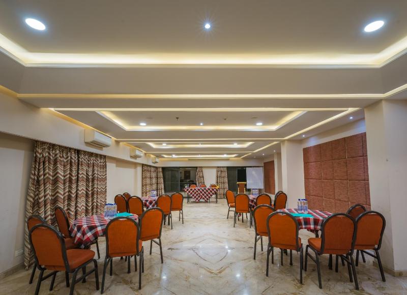 Tripli Hotels Shourya Residency - image 9
