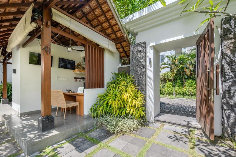 Tanaka Canggu Guesthouse - image 6