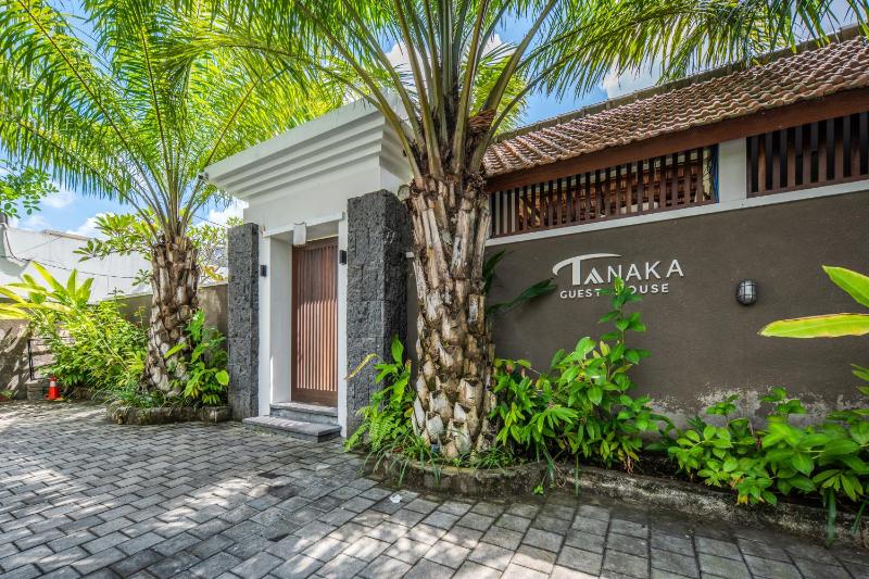 Tanaka Canggu Guesthouse - image 10