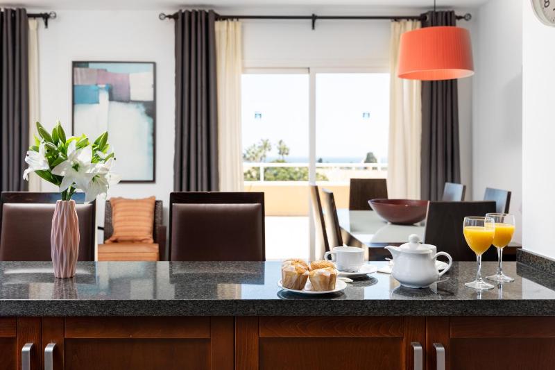 Malibu Mansions by the beach by ALFRESCO STAYS - image 50