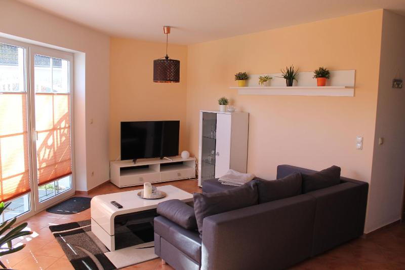 Ferienwohnung Lena mit Terrasse und Tiefgarage - image 7