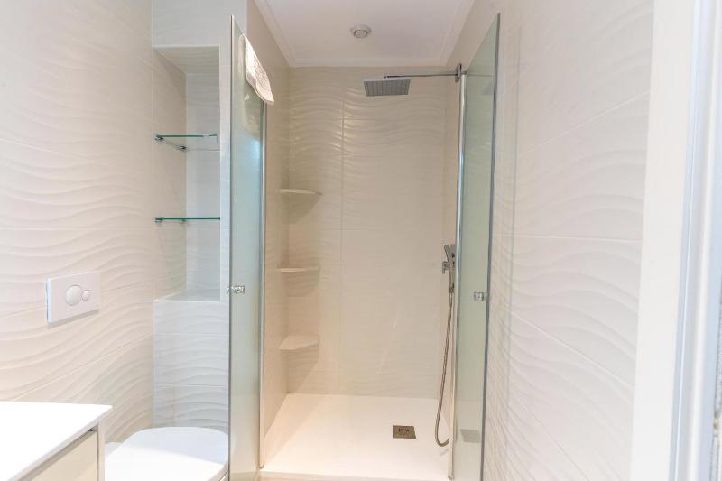 Golden Coast Terrace Escape - image 37