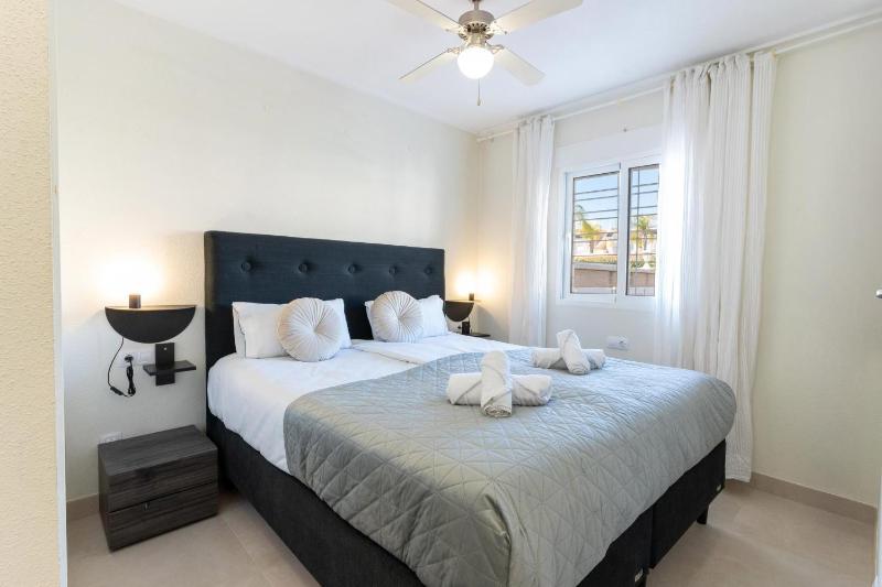 Golden Coast Terrace Escape - image 10