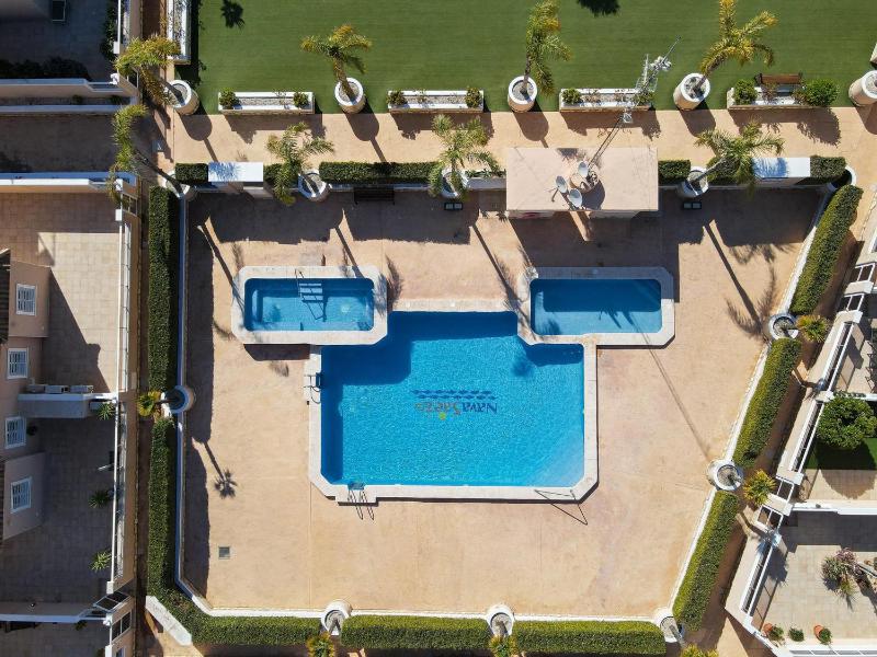 Golden Coast Terrace Escape - image 7