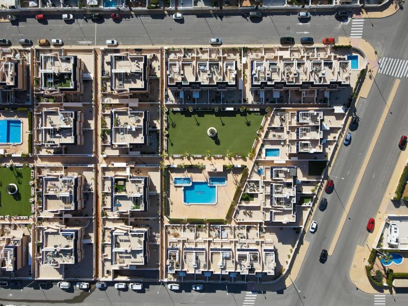 Golden Coast Terrace Escape - image 6