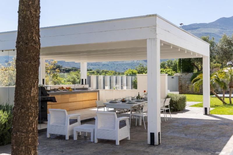 Villa Demetra by PosarelliVillas - luxurious vacation villa rental near the hamlet of Scopello Sicily - image 31