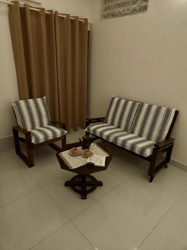 White House - Delightful Vacay - image 6
