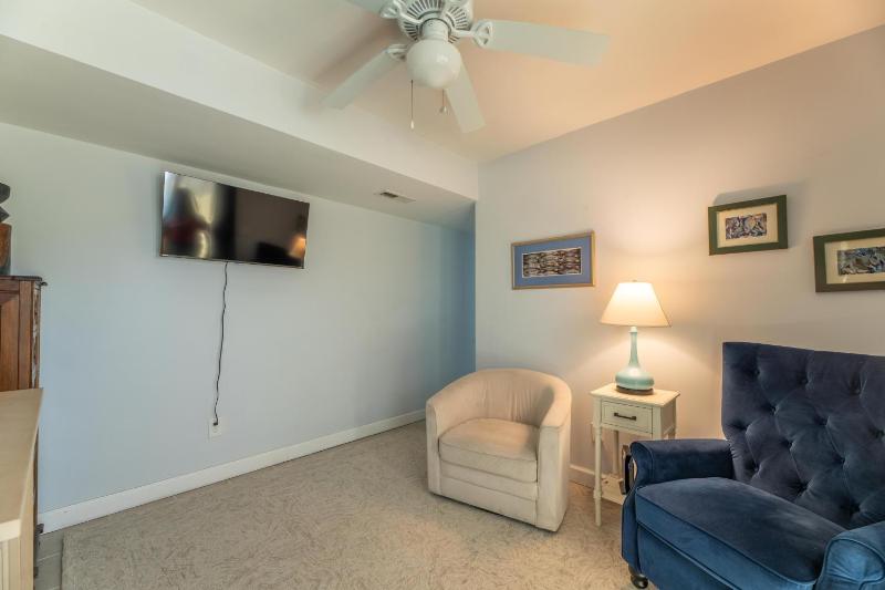 Beach Beacon - KDH MP 5 Ocean View Close to the Beach Open All Year Flex Stays - image 3