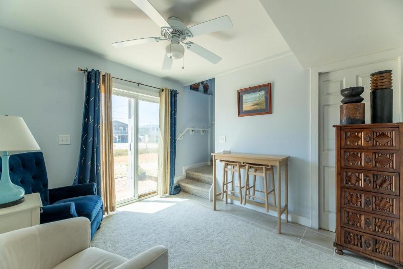 Beach Beacon - KDH MP 5 Ocean View Close to the Beach Open All Year Flex Stays - image 17