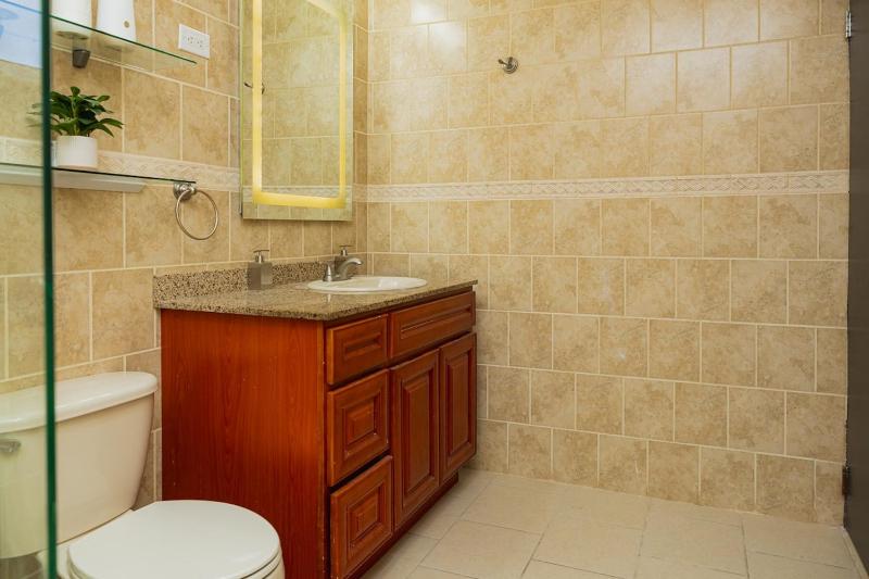 4BR Villa Private Pool 15 Minutes from Eagle Beach - image 38
