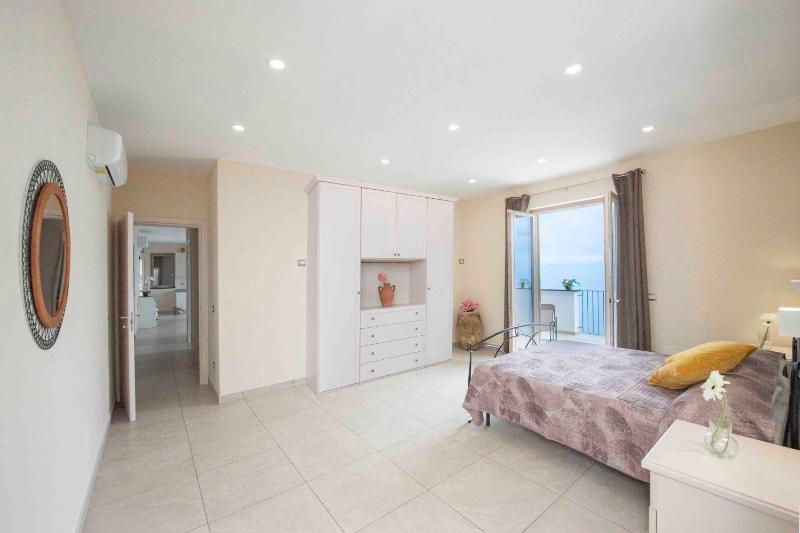 Coastal Escape Amalfi - image 22