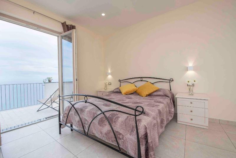 Coastal Escape Amalfi - image 27