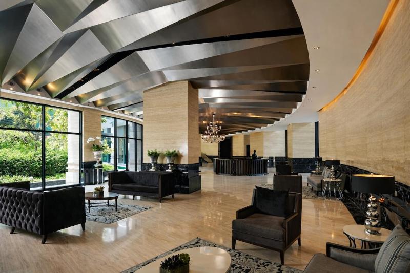 Comfy Staycation (City View) Makati + Pool Access - image 15