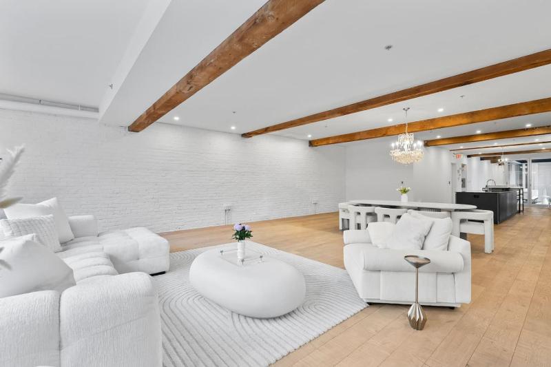 2BR Downtown Luxury Loft w Direct Elevator Entry - image 6