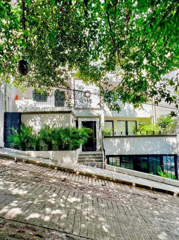 Luxury Studio 104 in Zona Romantica - image 2