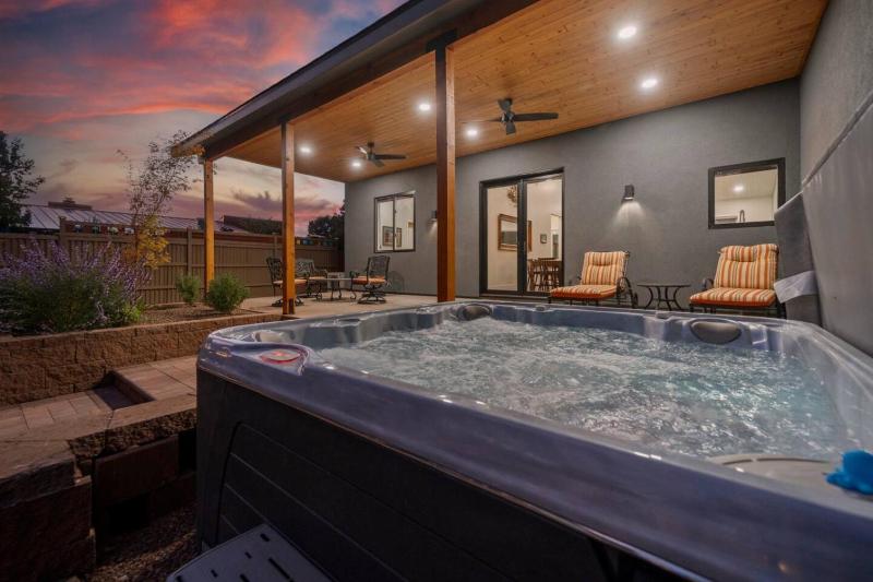 New Build w Epic Views Walk to Chapel Trails - image 1