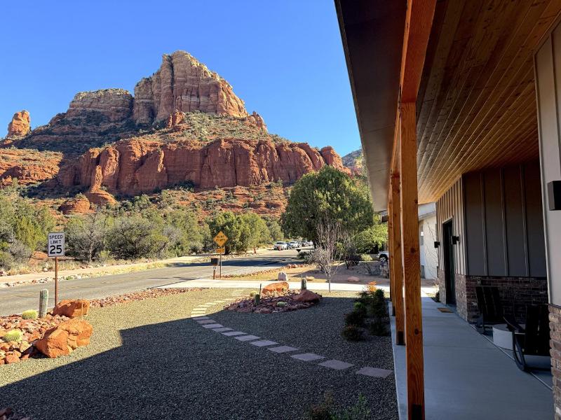 New Build w Epic Views Walk to Chapel Trails - image 35