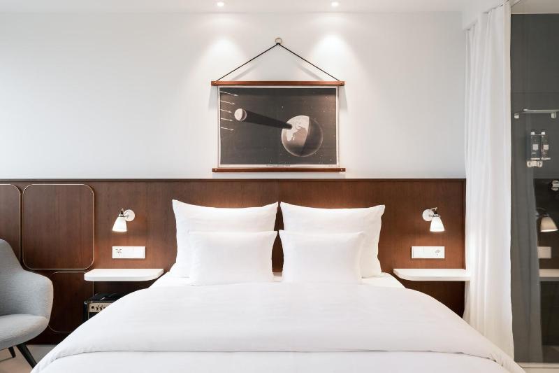 Ruby Luna Hotel Dusseldorf by IHG - image 37