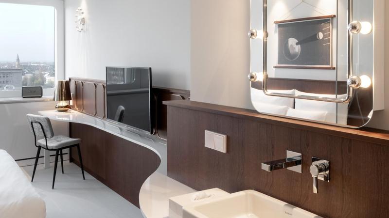 Ruby Luna Hotel Dusseldorf by IHG - image 9