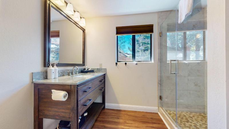 Snowflower 3 Remodeled and Modern Private Washer Dryer with Fireplace - image 17