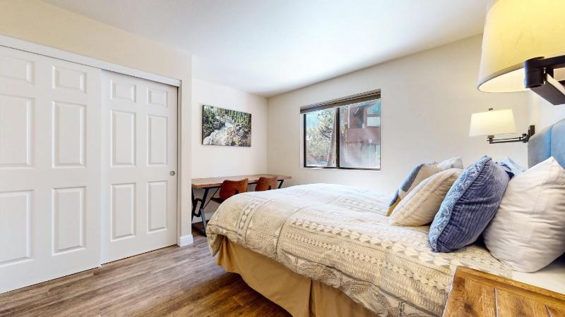 Snowflower 3 Remodeled and Modern Private Washer Dryer with Fireplace - image 35