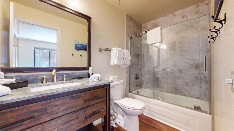 Snowflower 3 Remodeled and Modern Private Washer Dryer with Fireplace - image 39