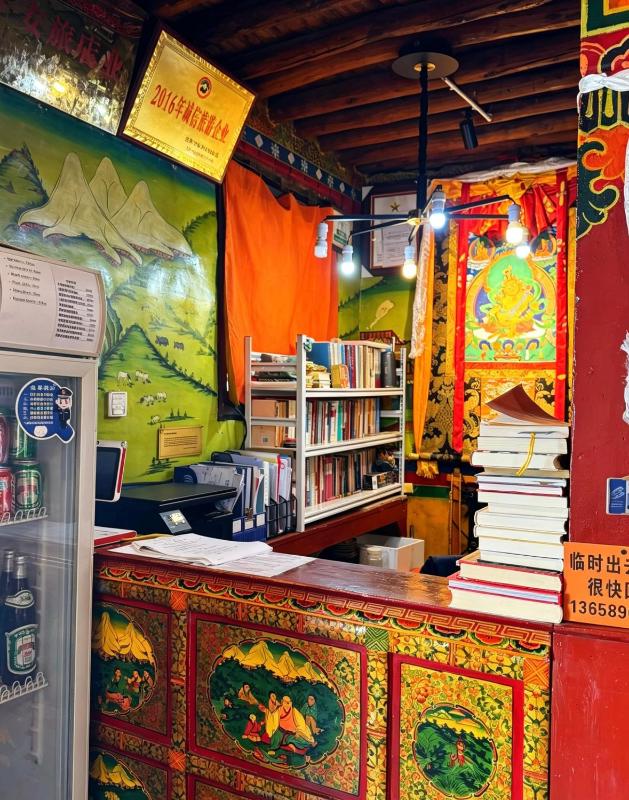 Shambhala Palace Hotel - image 7